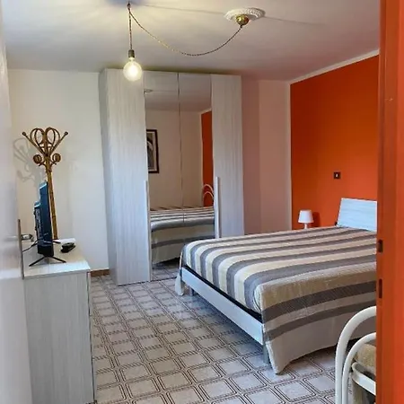 Apartment Domus Anxur *